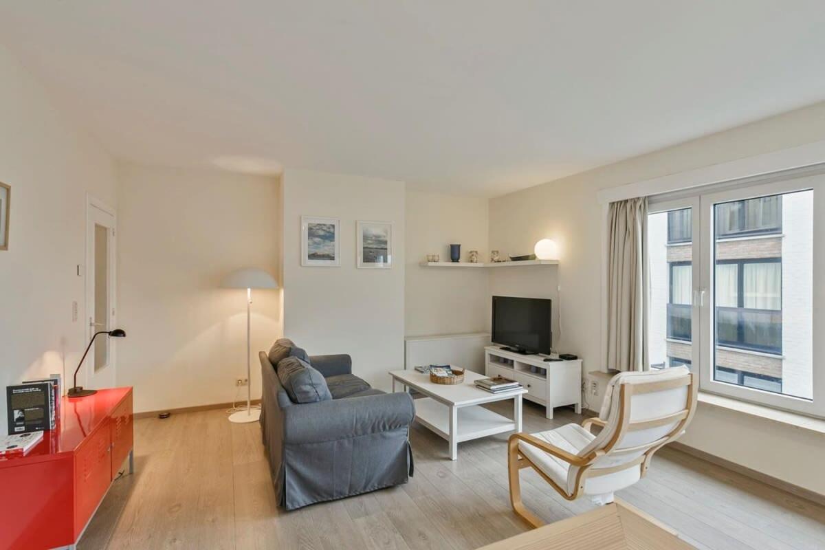 Huswell - Lovely Family Apartment 50 Meters From The Sea De Haan Exterior photo