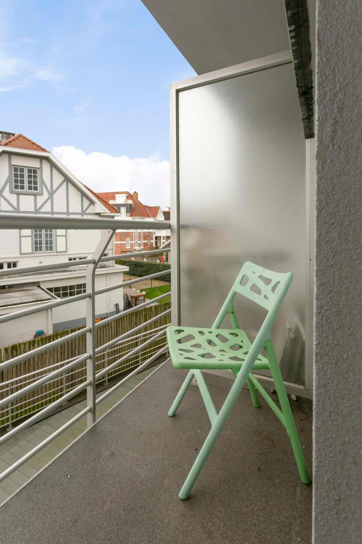 Huswell - Lovely Family Apartment 50 Meters From The Sea De Haan Exterior photo